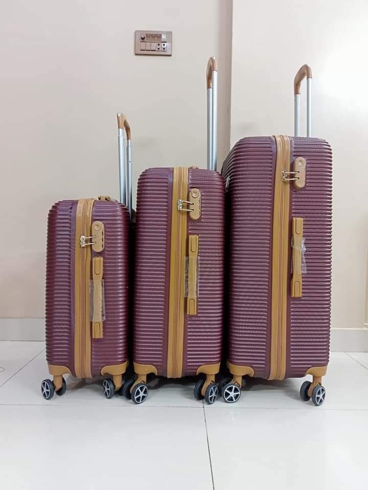 Diplomate set of 3 travel bag luggage and suitcase / travelling gift bag